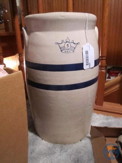 Crock butter churn
