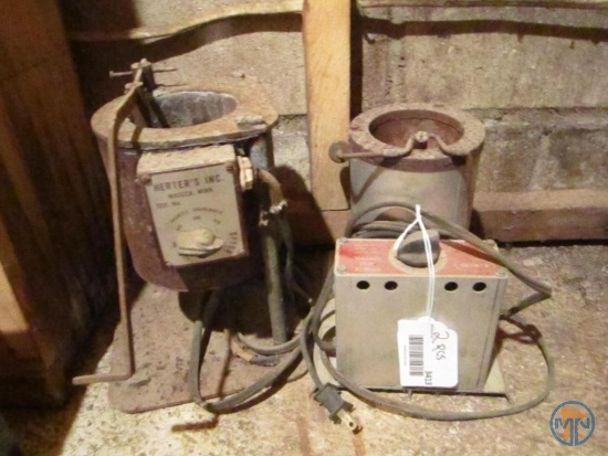 Herter's Inc. smelting pot and Lee smelting pot