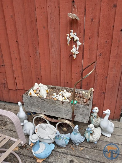Duck items and buggy planter