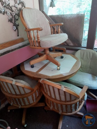 Wood table with leaf and (4) matching chairs