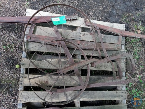 Single row cultivator on steel, chisel on steel and metal horse evener