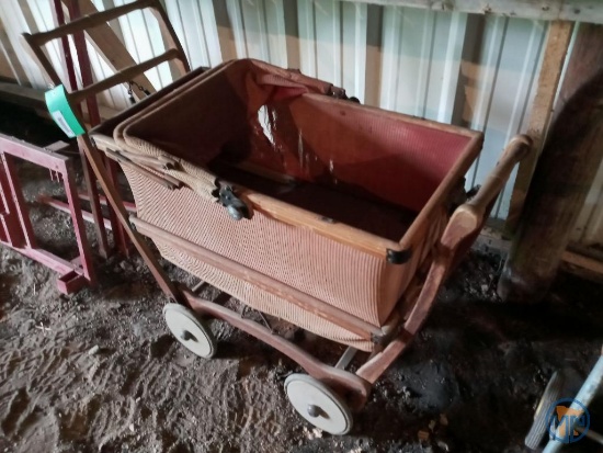 Wood stroller
