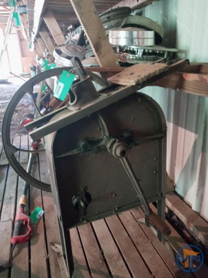 Vintage corn sheller