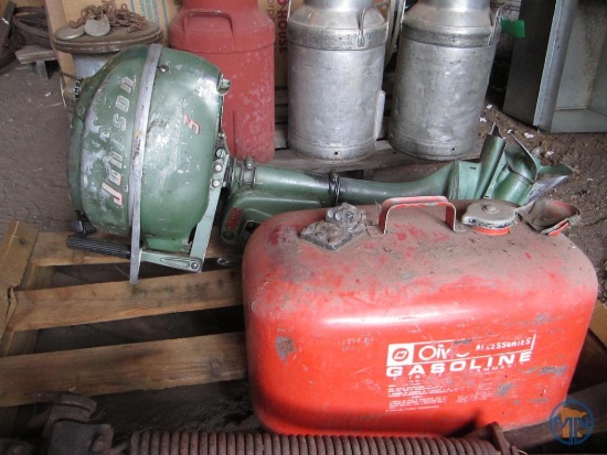Johnson Seahorse 3hp outboard boat motor and metal fuel tank