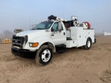 2004 Ford F750 XL Super Duty Service Truck