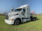 2009 Peterbilt 387 Sleeper Truck Tractor