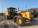 2015 John Deere 772GP Motor Grader