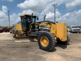 2014 John Deere 772GP Motor Grader