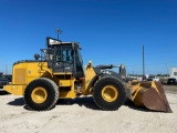 2013 John Deere 724K Wheel Loader