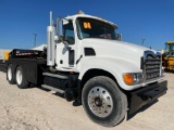 2004 Mack CV713 Granite Winch Truck