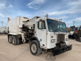 2013 Peterbilt 320 Garbage Truck