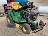 John Deere LT133 Lawn Tractor