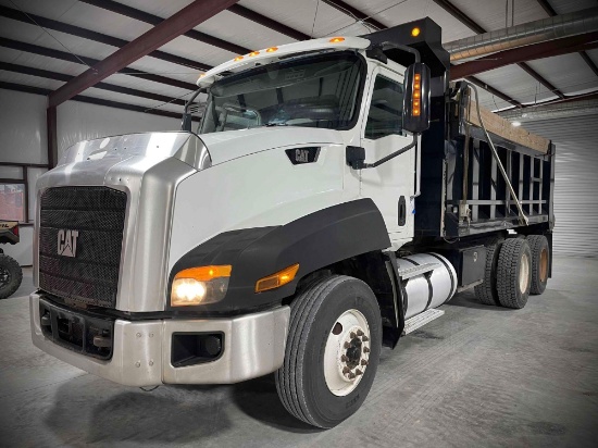 2014 Caterpillar CT660S SBA 6x4 Dump Truck
