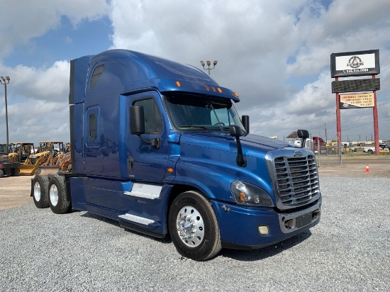 2015 Freightliner Cascadia Evolution Sleeper Truck Tractor