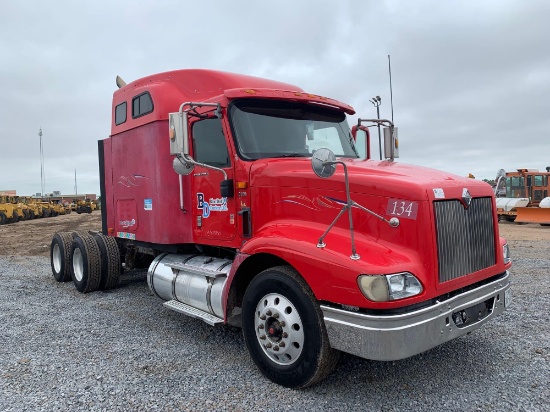 2005 International 9400i Sleeper Truck Tractor