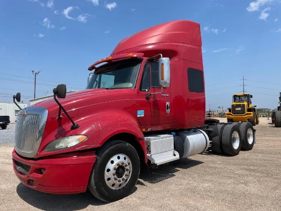 2014 International Prostar+ Sleeper Truck