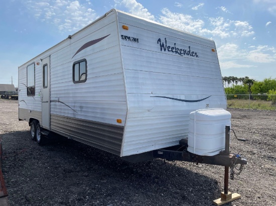 2009 Weekender by Skyline 230 Model