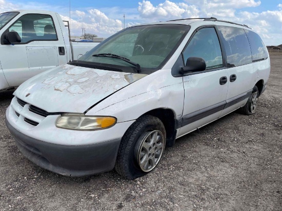 1999 Dodge Caravan Truck