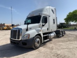 2013 Freightliner Cascadia Sleeper Truck Tractor