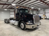 2009 Peterbilt 386 Day Cab Truck Tractor