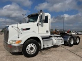 2009 Peterbilt 384 Day Cab Truck Tractor