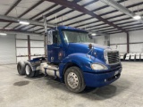 2007 Freightliner Columbia Day Cab Truck Tractor