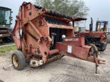 Hesston 5500 Round Baler