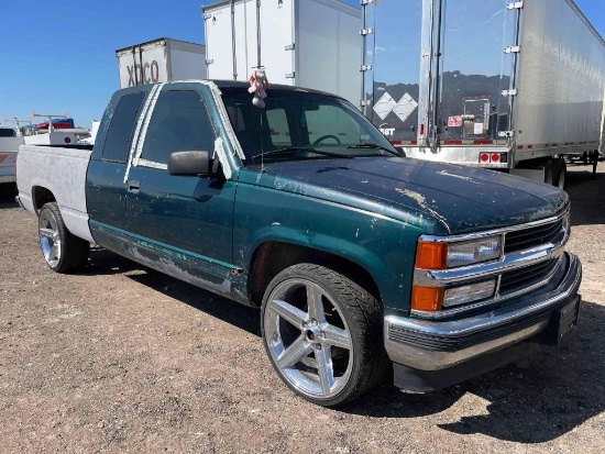 1995 Chevrolet C1500 Pickup Truck