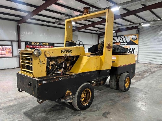 1994 Hypac C530A Pneumatic Compactor.