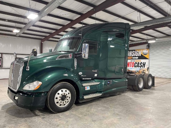 2014 Kenworth T680 Sleeper Truck Tractor