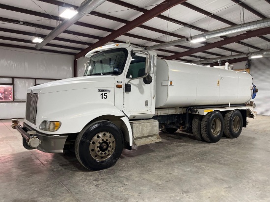 2001 International 9200I6X4 Water Truck