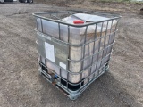 Schutz 250 Gallon Container