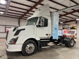2015 Volvo VNL Day Cab Truck Tractor