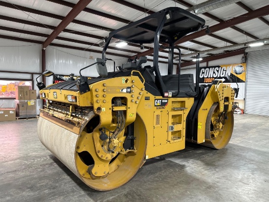 2016 Caterpillar CB66B Double Drum Asphalt Compactor