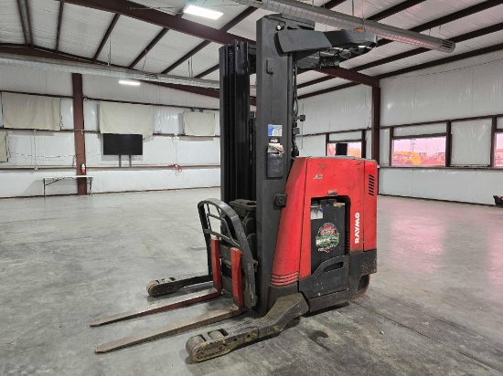 Raymond 740 R45TT Reach Electric Forklift