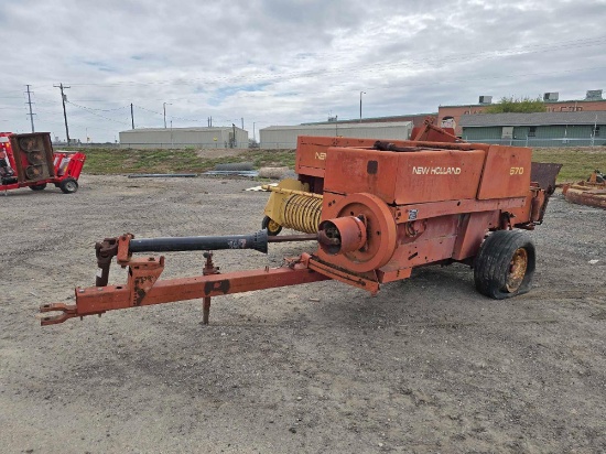 New Holland 570 Small Square Baler