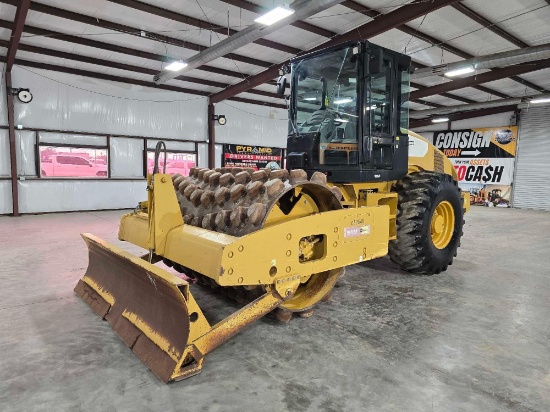 2011 Caterpillar CP56...Padfoot Compactor