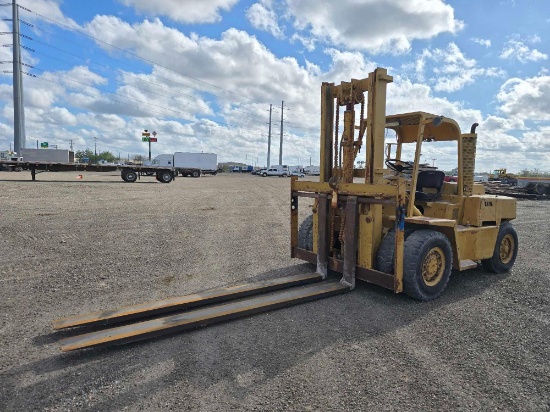 Clark Forklift