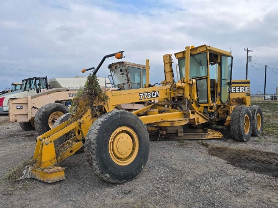 John Deere 772CH Motor Grader
