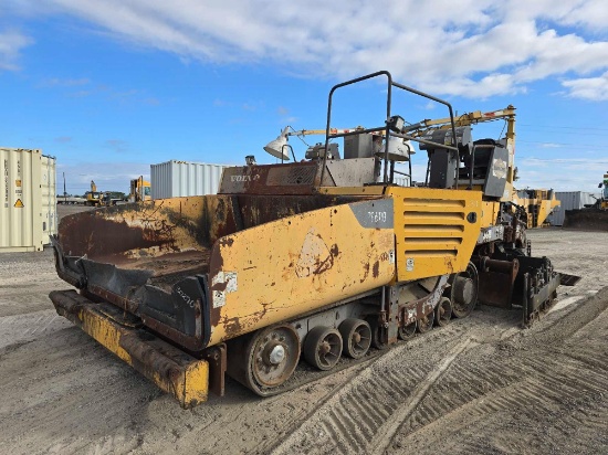 2011 Volvo PF6110 Asphalt Paver