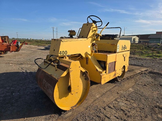 Leeboy 400 Smooth Drum Compactor