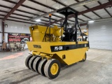 1996 Caterpillar PS-130 Pneumatic Roller Compactor