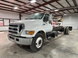 2007 Ford F750 Cab & Chassis Truck