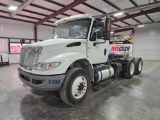 2016 International DuraStar 4400 Day Cab Truck Tractor