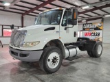 2015 International DuraStar 4400 Day Cab Truck Tractor