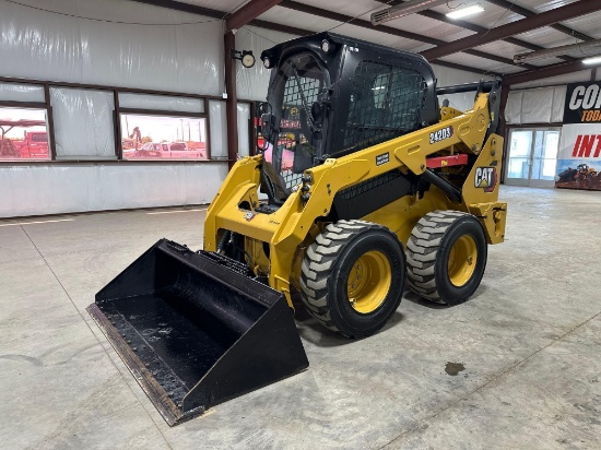 2020 Caterpillar 242D3 Skid Steer Loader