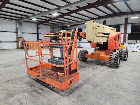 2013 JLG 450AJ Articulated Boom Lift