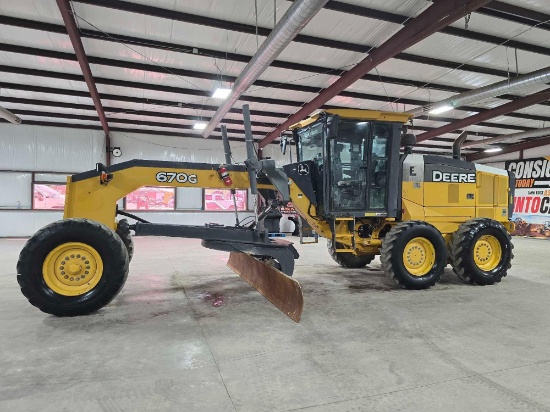 2014 John Deere 670G Motor Grader