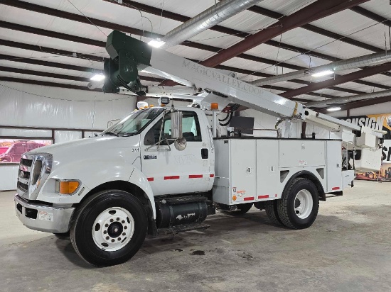 2008 Ford F650 Bucket Truck