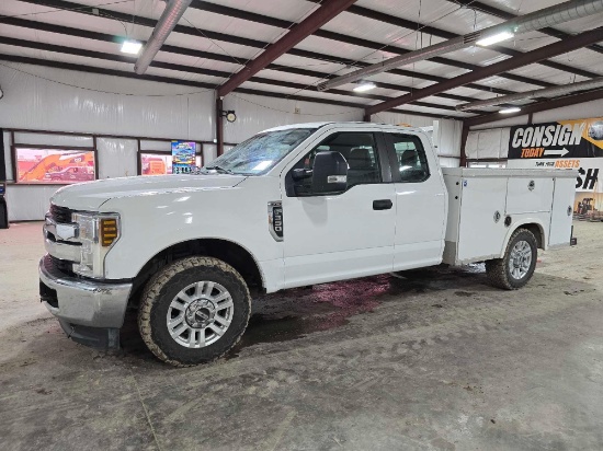 2017 Ford F350 Service Truck